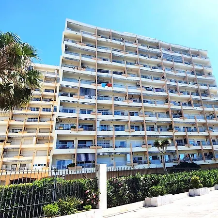 Apartment Diana 808 South-facing Beachfront With Amazing Sea Views