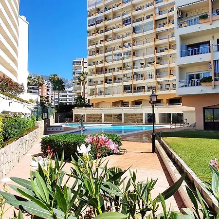Diana 808 South-facing Beachfront With Amazing Sea Views ماربيا